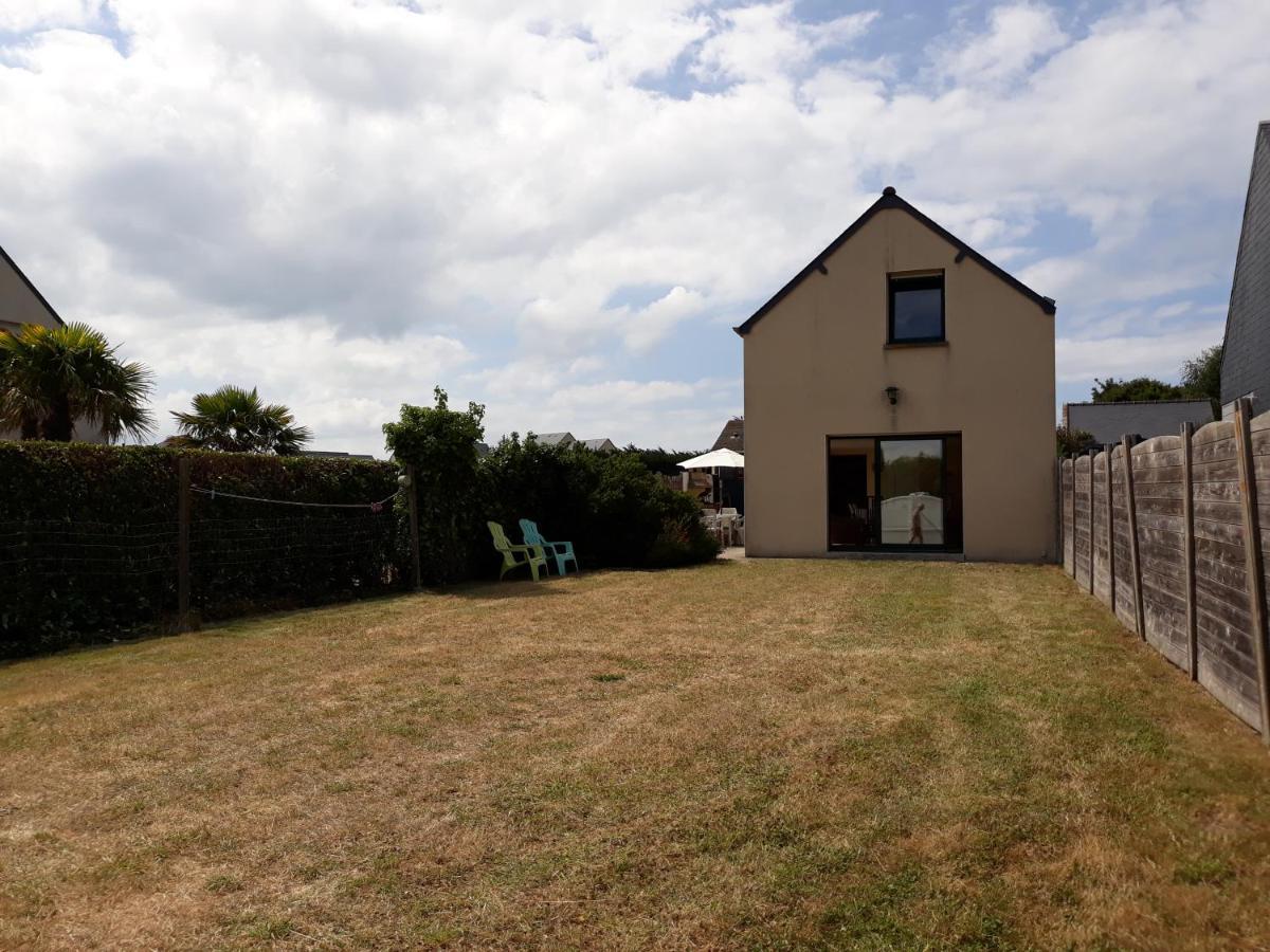 Maison avec jardin et plage de sable fin accessible à pied à 300m Saint-Coulomb Esterno foto