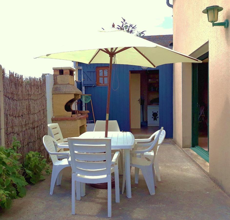 Maison avec jardin et plage de sable fin accessible à pied à 300m Saint-Coulomb Esterno foto
